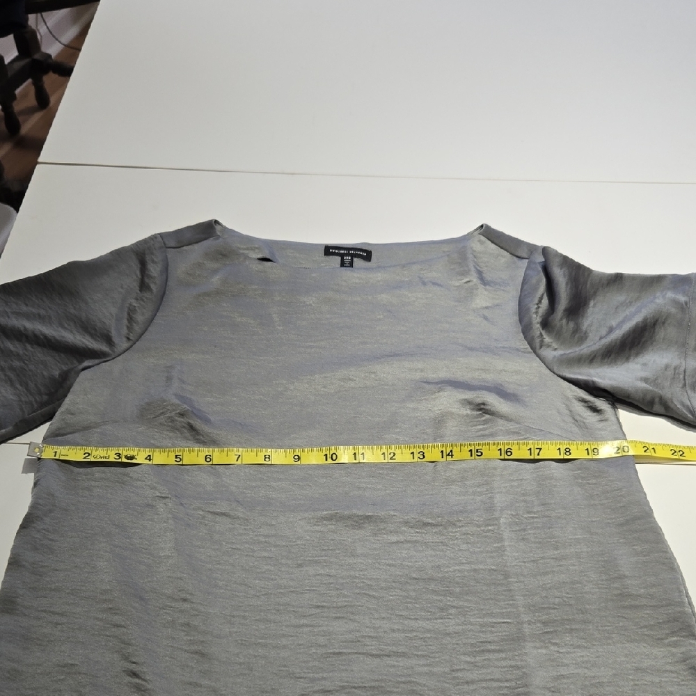 Universal Standard Silky Gray Short Sleeve Blouse - Picture 5 of 8